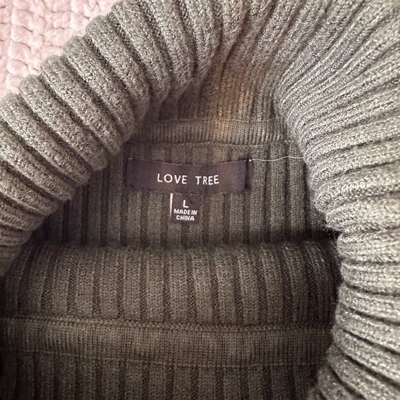 Cropped Turtleneck Ribbed Knit Sweater Top - Love Tree - Picture 4 of 5
